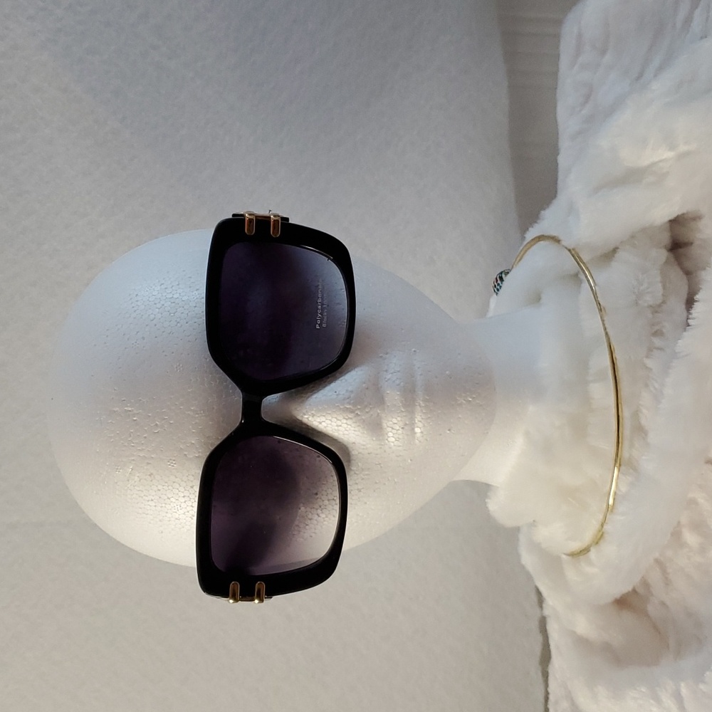 Brand New*Womens oversize square black frame sunglasses shades